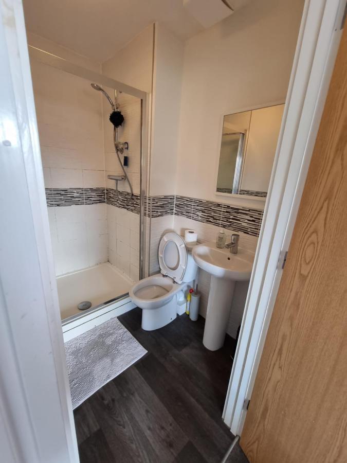 King En-Suite Close To The A30 Camborne Exterior photo